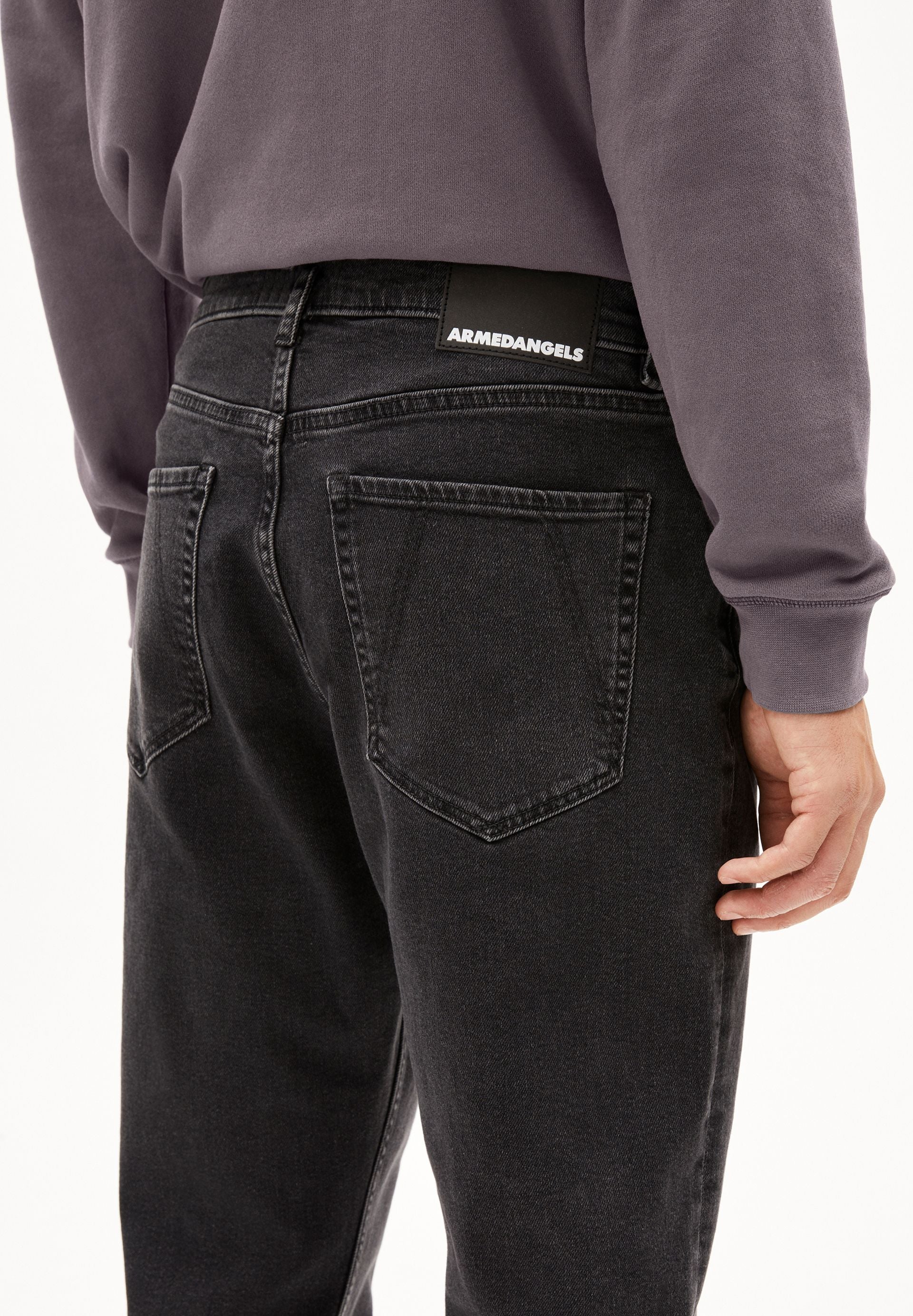AARJO TARPA TAPERED JEANS | black washed authentic - Image 3