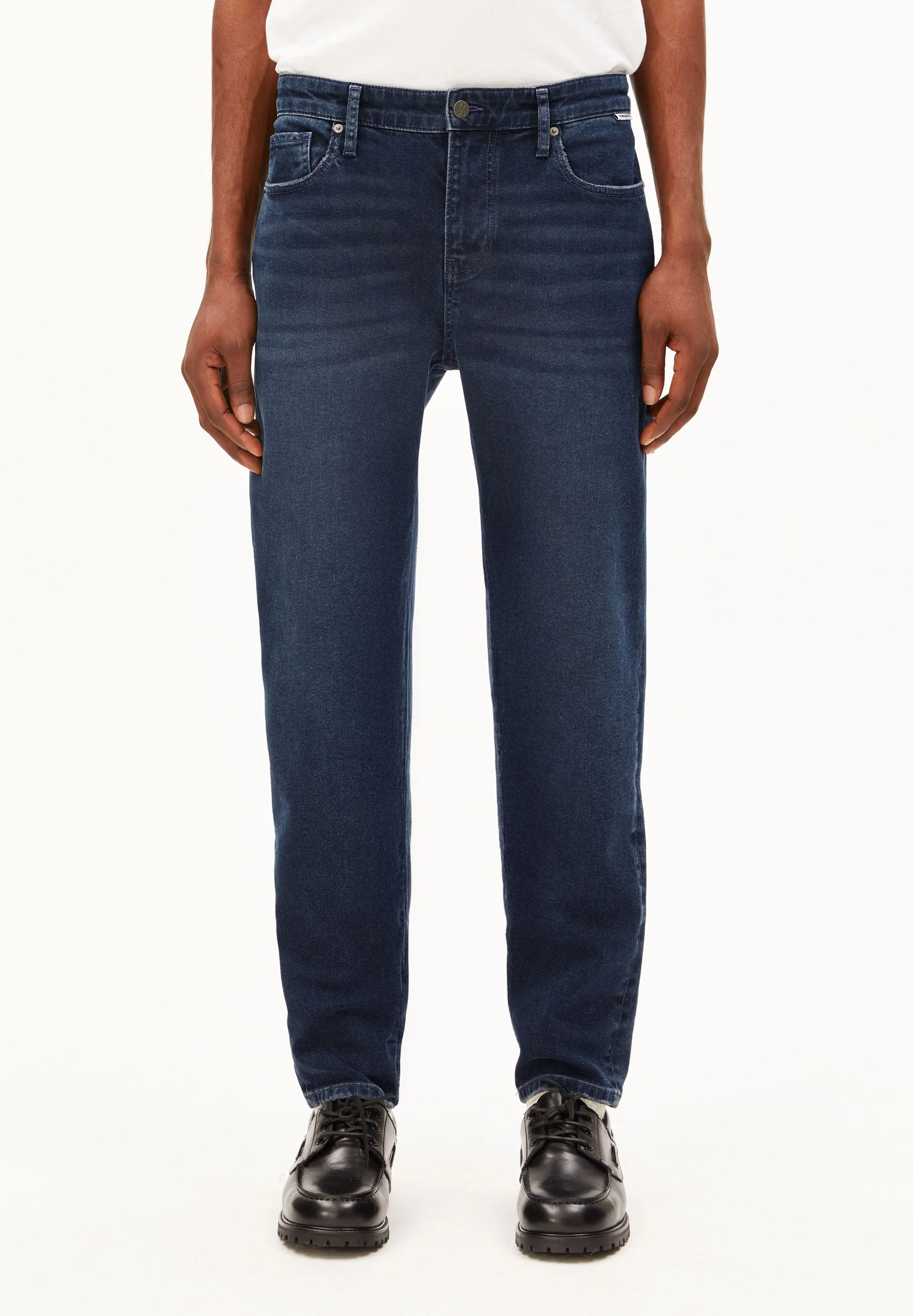 AARJO TARPA TAPERED JEANS | thone