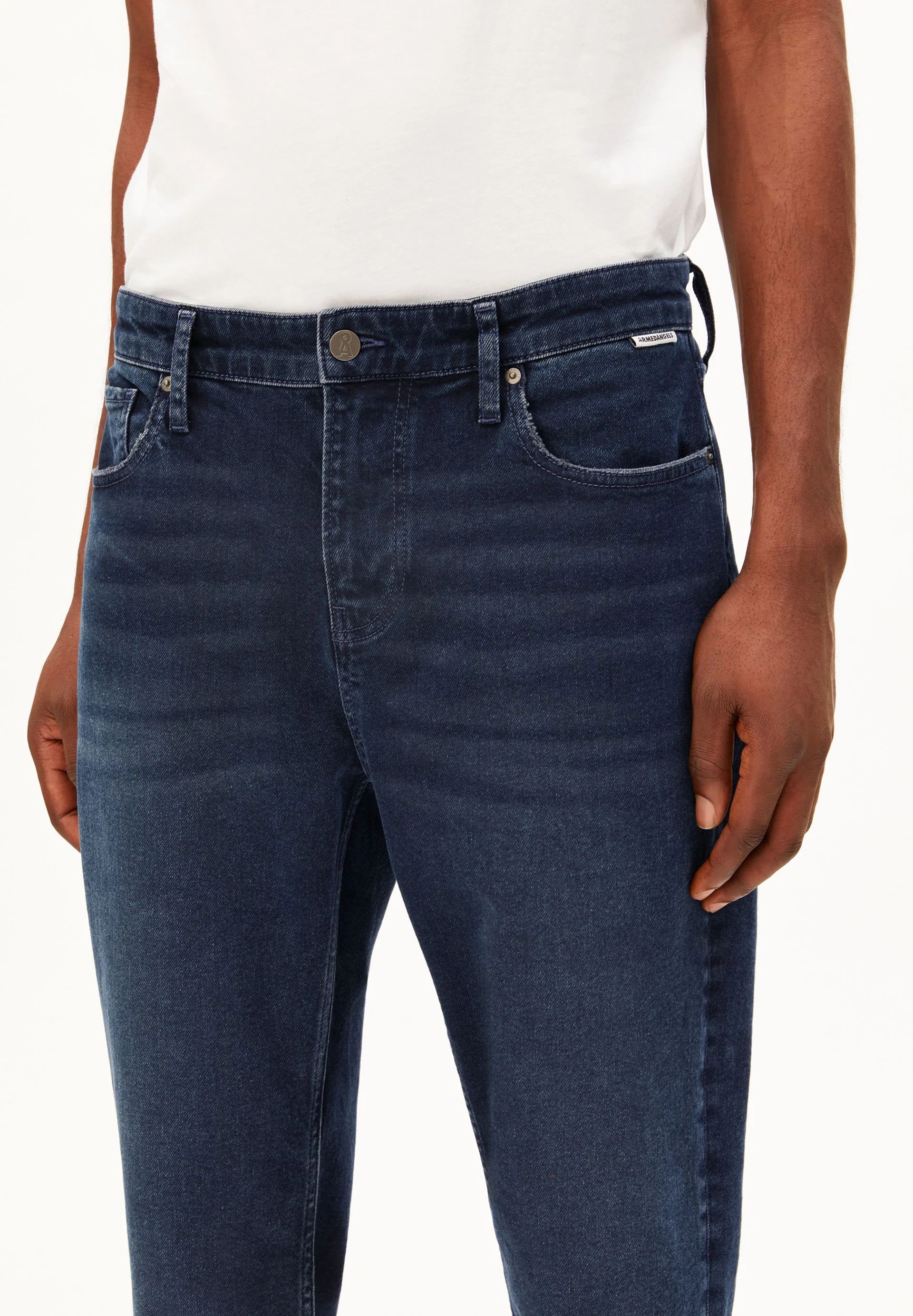 AARJO TARPA TAPERED JEANS | thone - Image 3