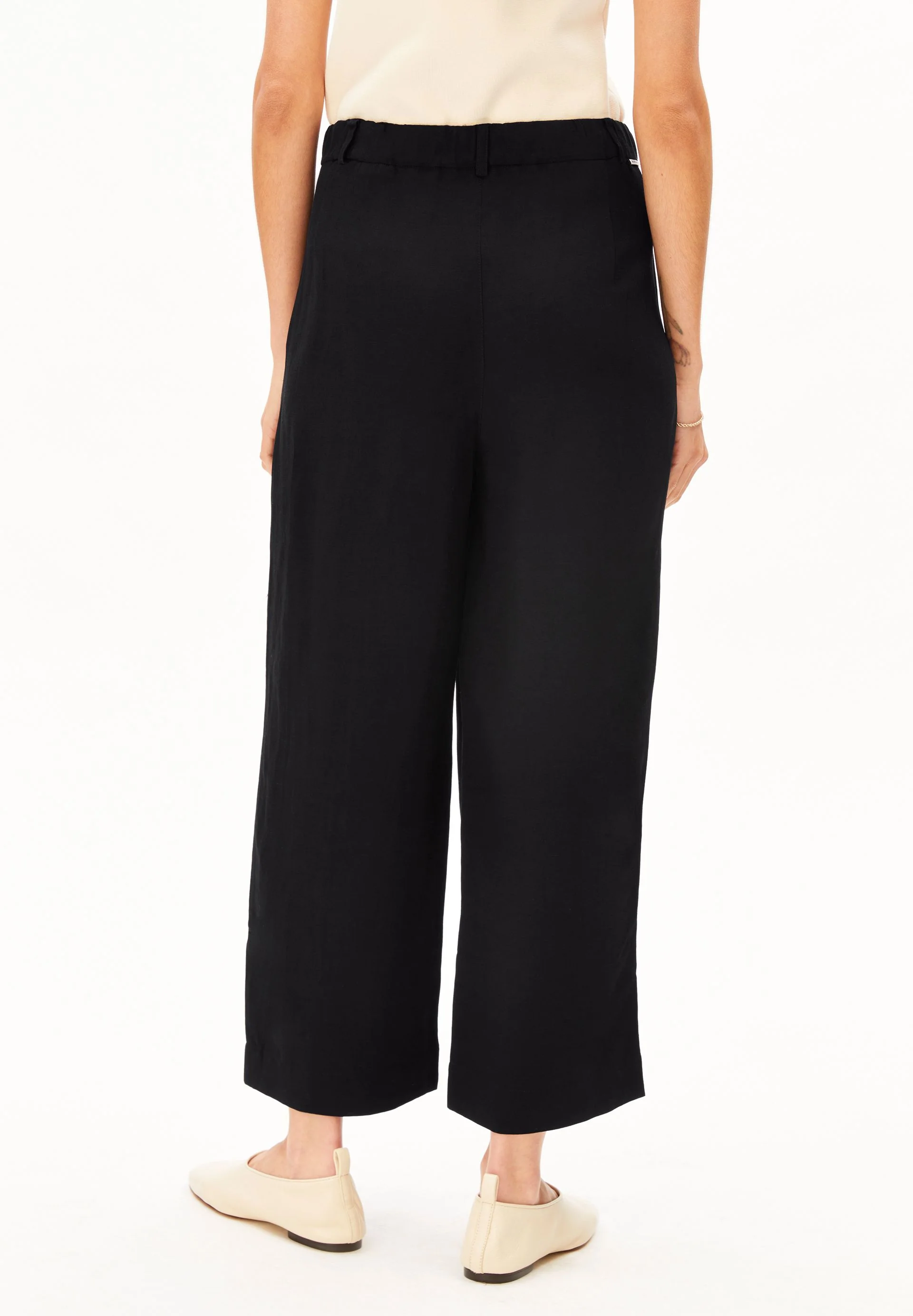 CAARUNUS LINO HOSE | black - Image 2