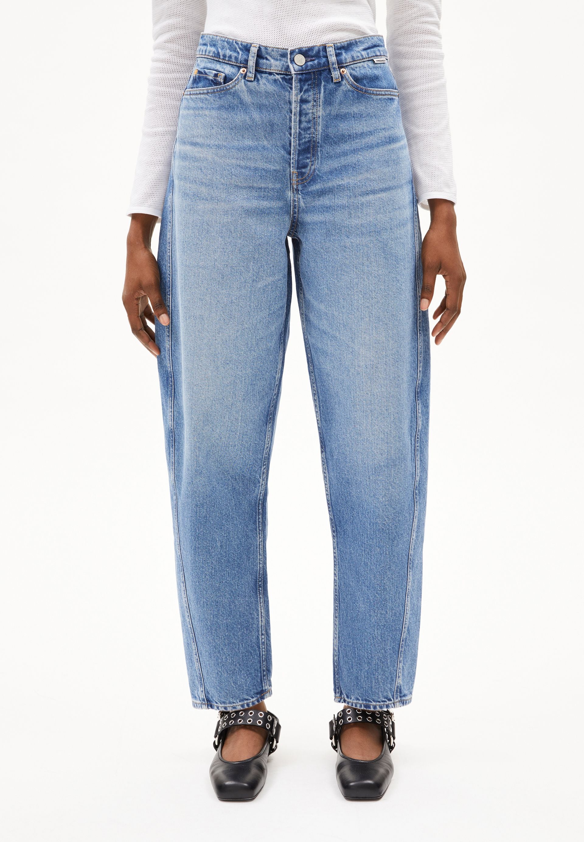 BAARELL JEANS | crunchy
