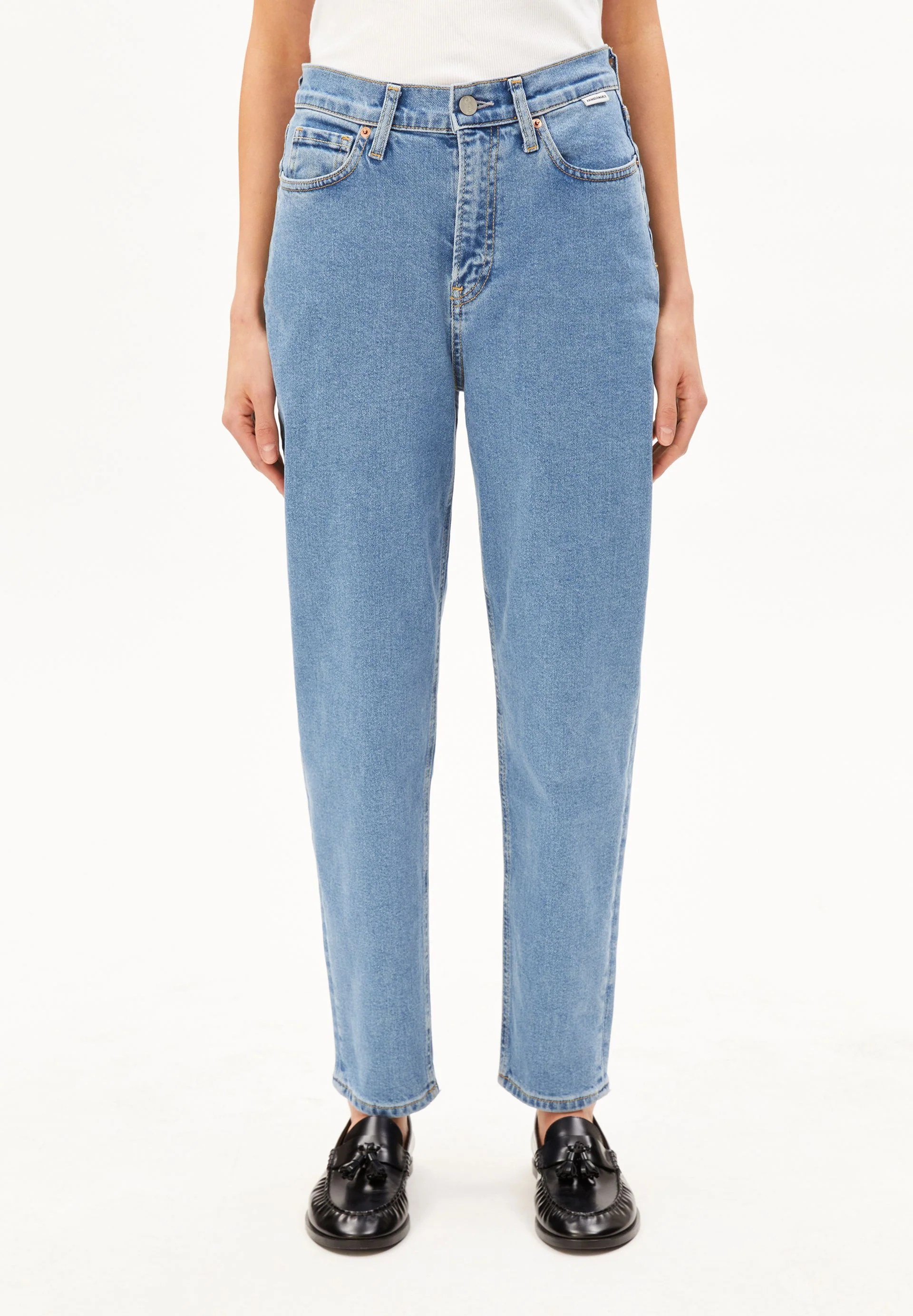 MAIRAA HIGH WAIST MOM JEANS | europie