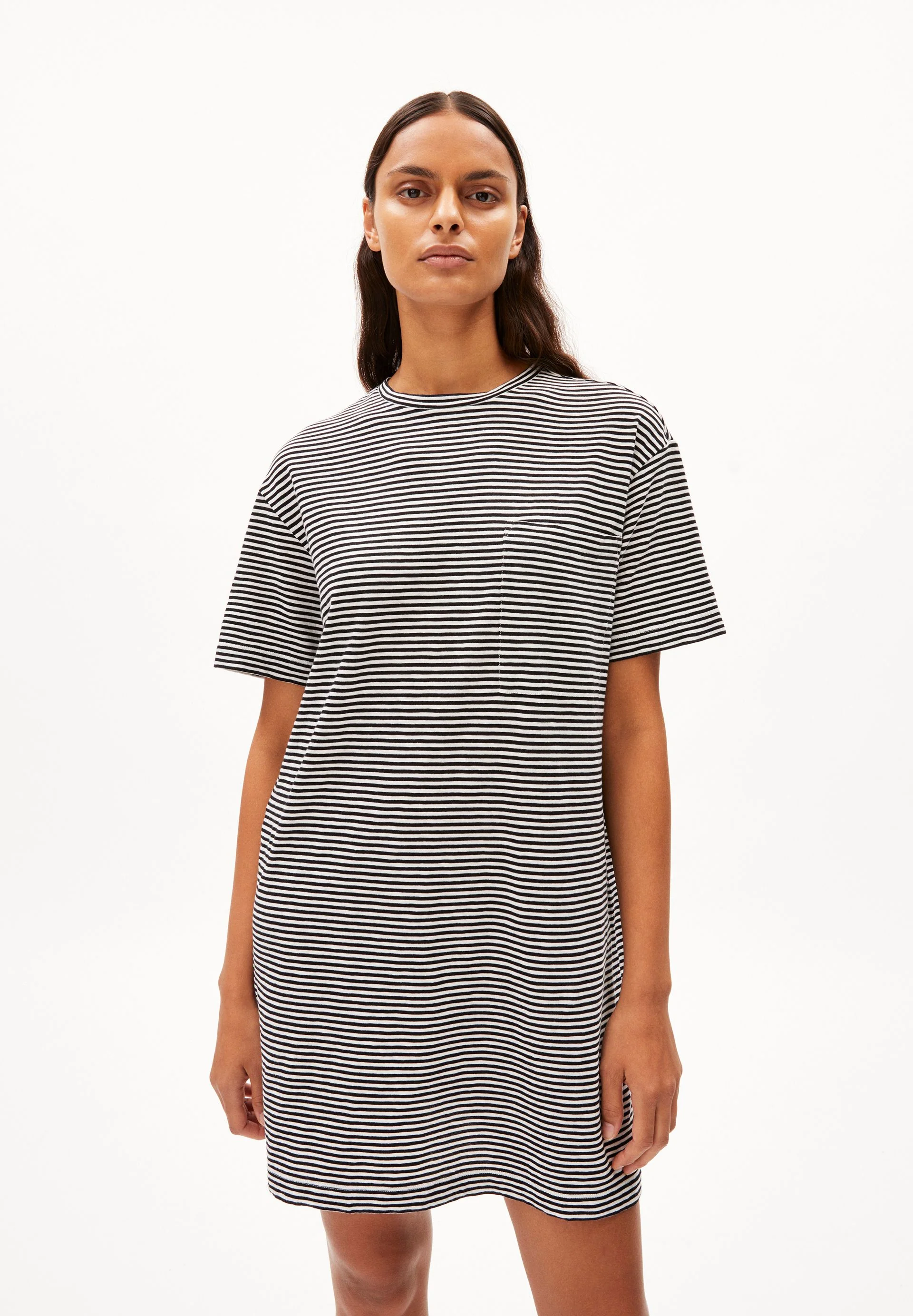 CHAARA LOVELY STRIPES | black-oatmilk