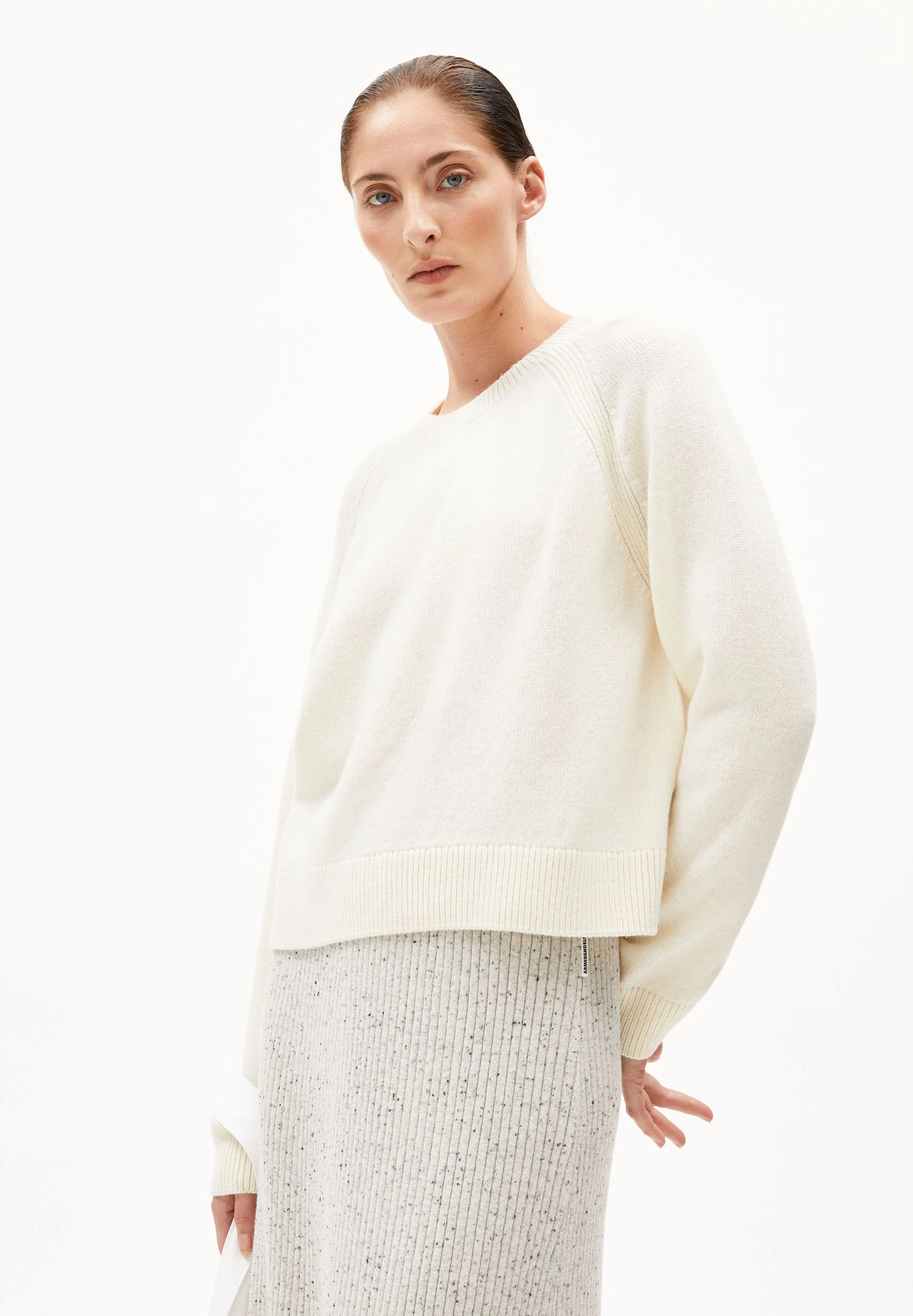DILIRIAA REGLANA STRICKPULLOVER | oatmilk