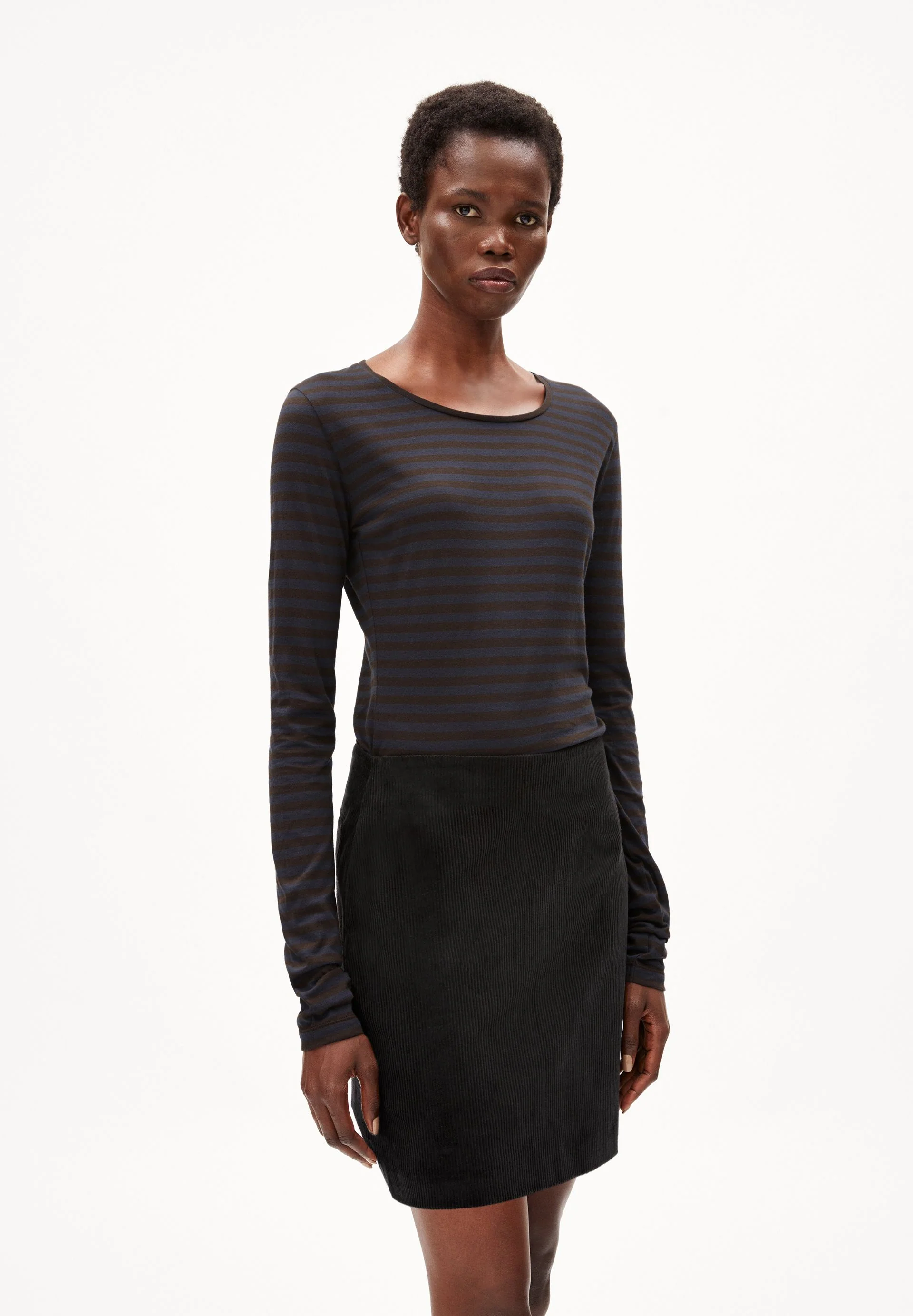 ENRICCAA STRIPES | dark swamp-night sky