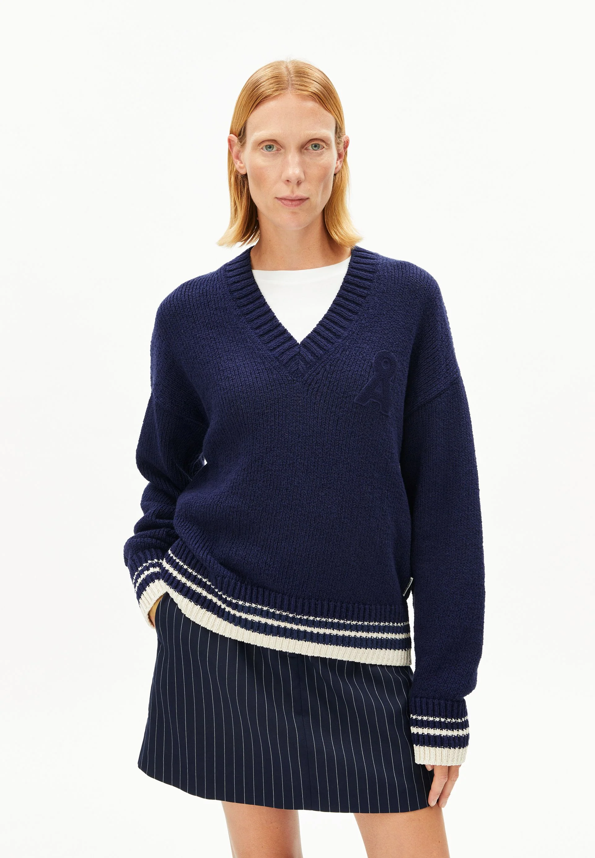 ICONIC Å COLLEGE STRICKPULLOVER | tinted navy-oatmilk