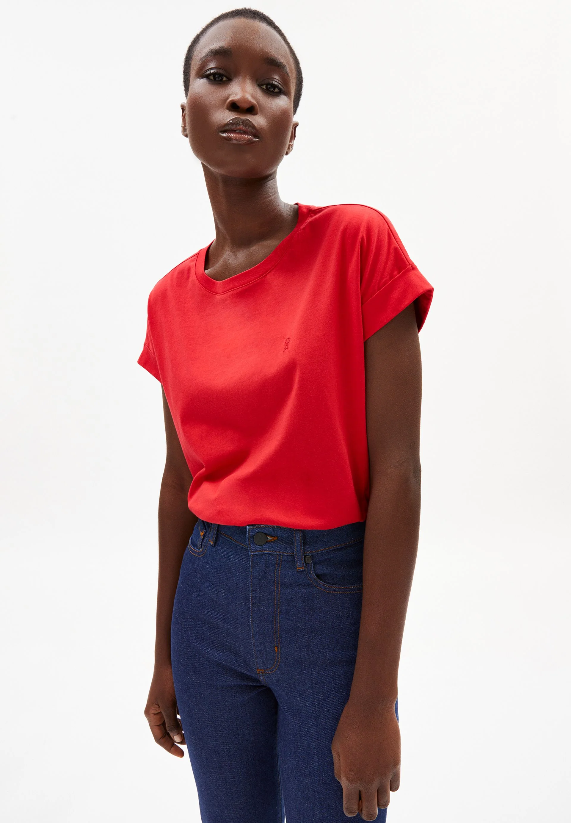 IDAARA T-SHIRT | dark poppy