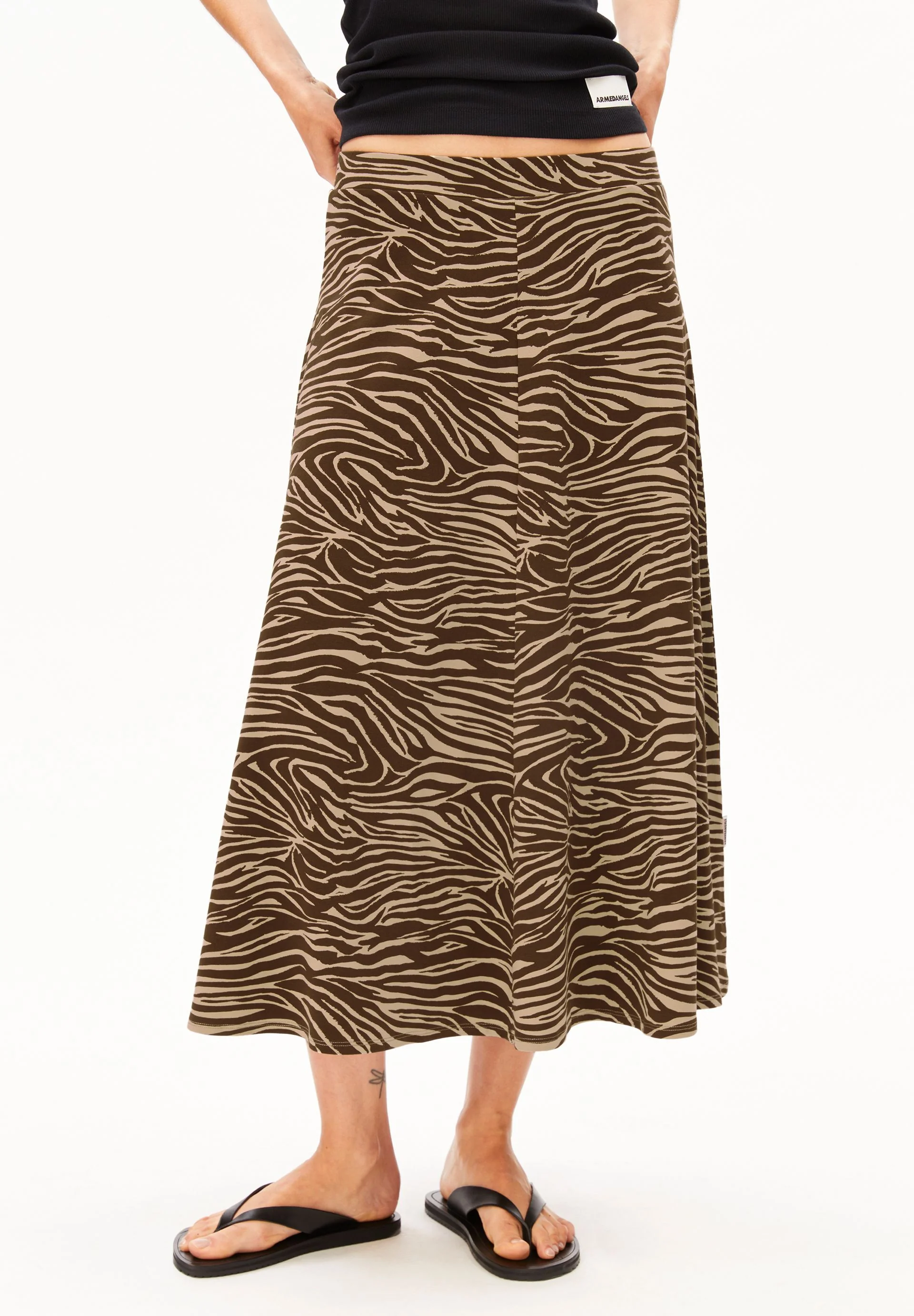 ILENIAA LARAA ZEBRA MUSTER