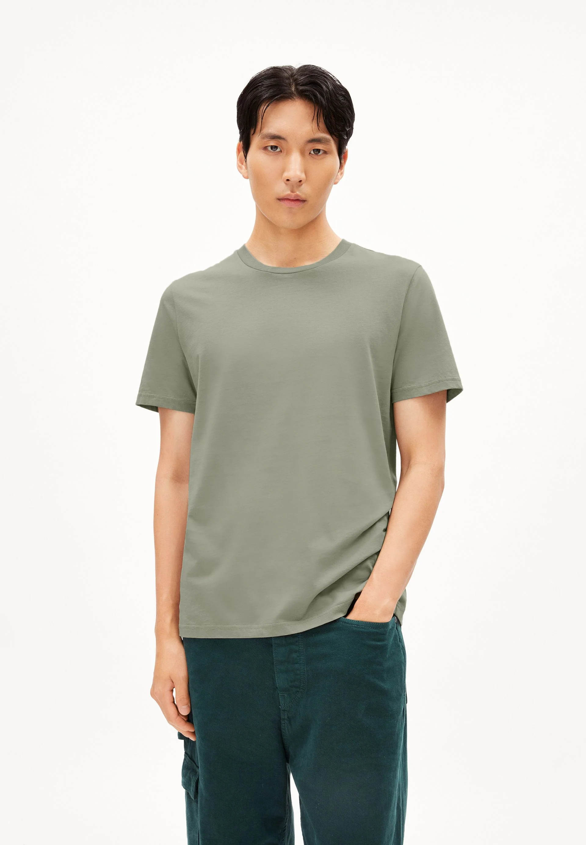 JAAMES T-SHIRT | cool sage