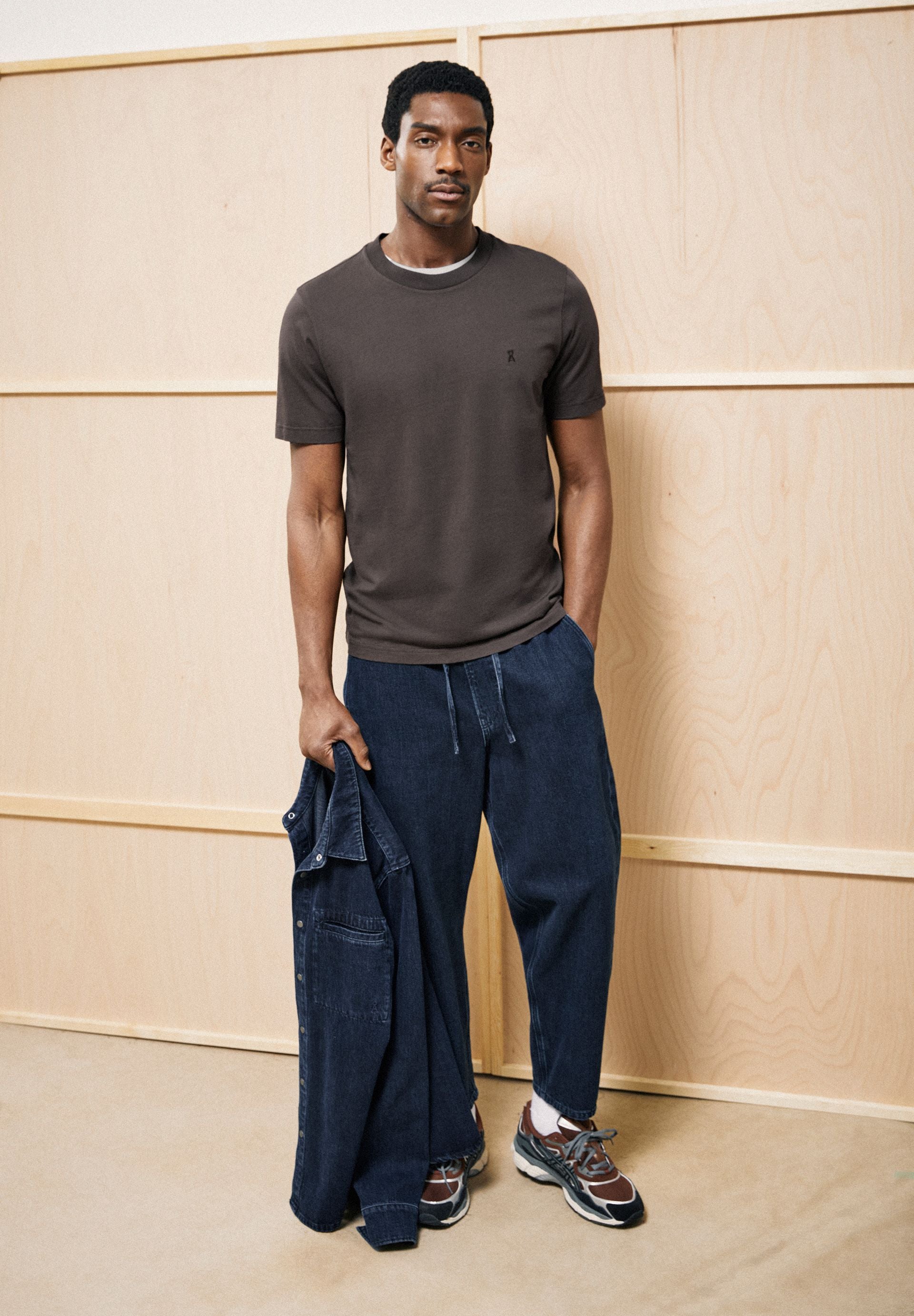 JAAMES T-SHIRT | claystone - Image 4