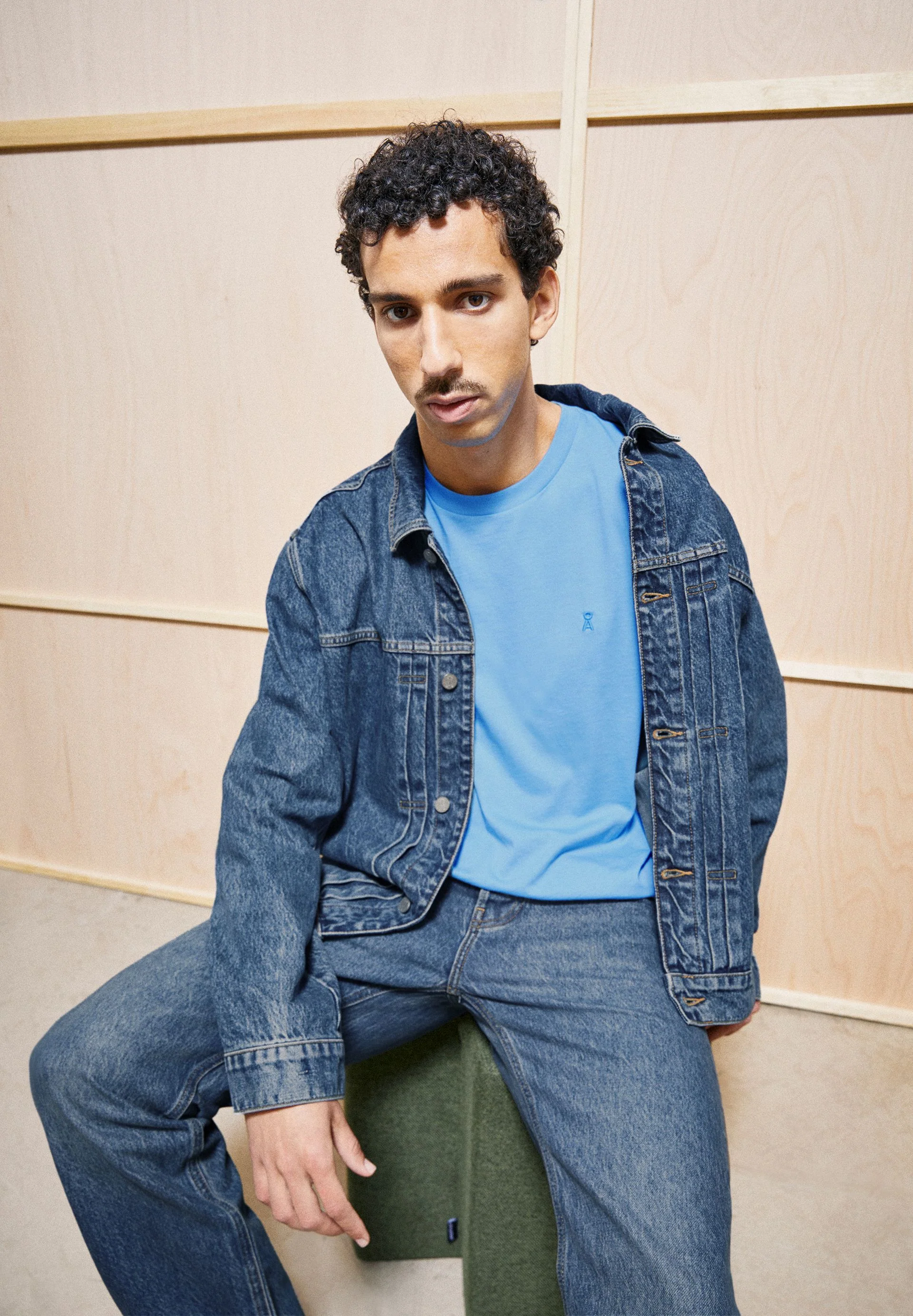 JAAMES T-SHIRT | skylight - Image 4