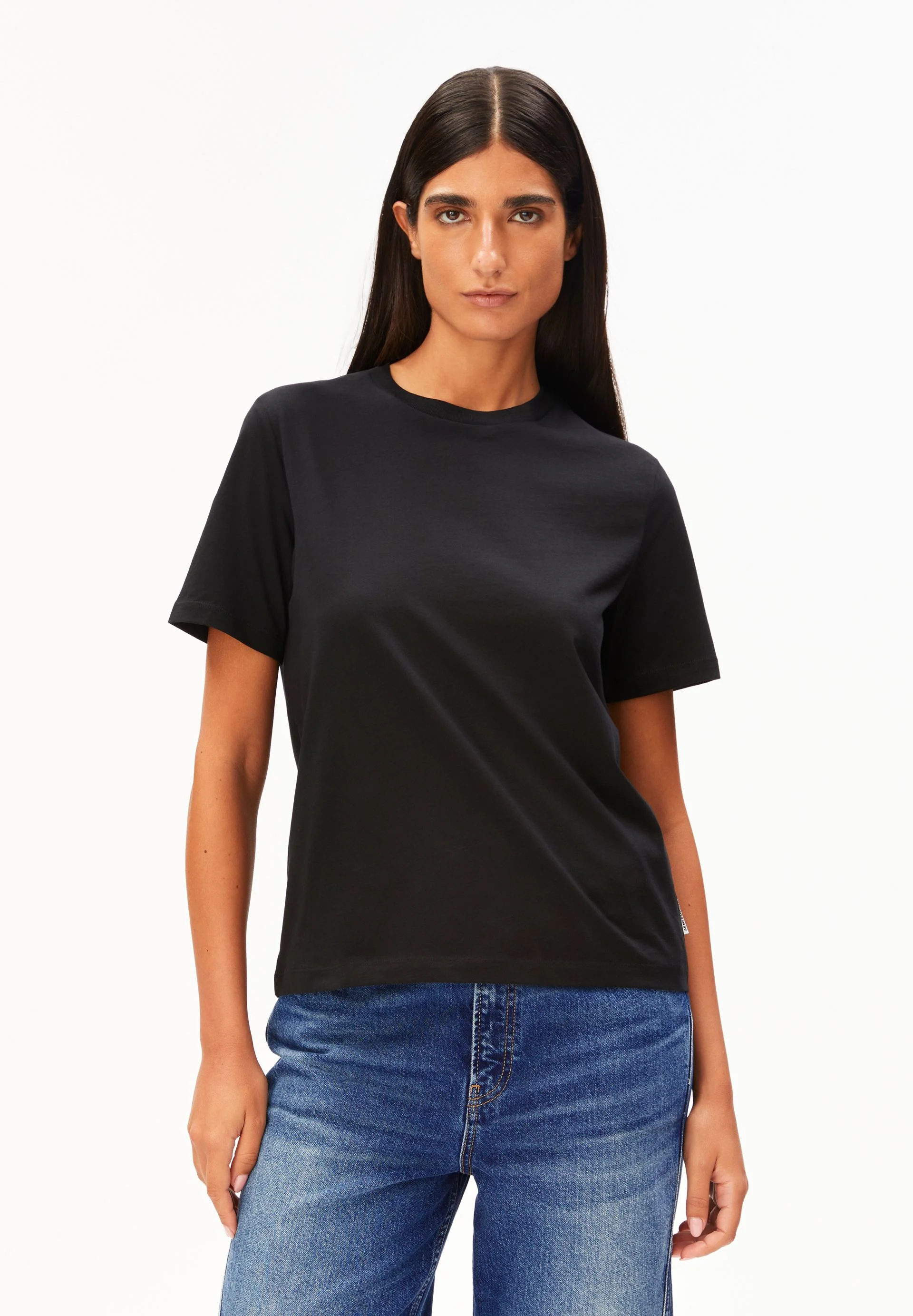 LUALAA T-SHIRT | black