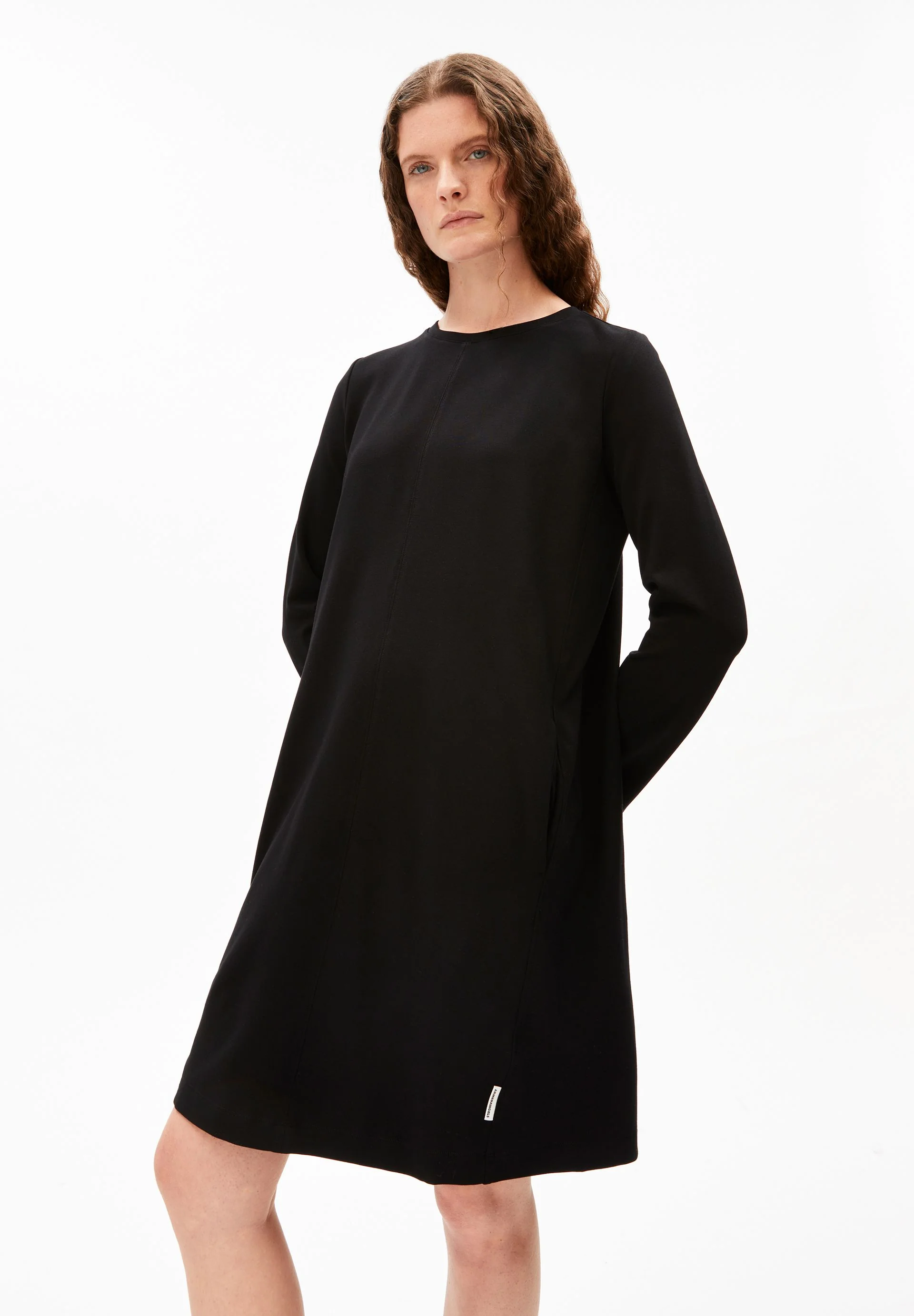 MAARILIANA LANGÄRMLIGES JERSEYKLEID | black