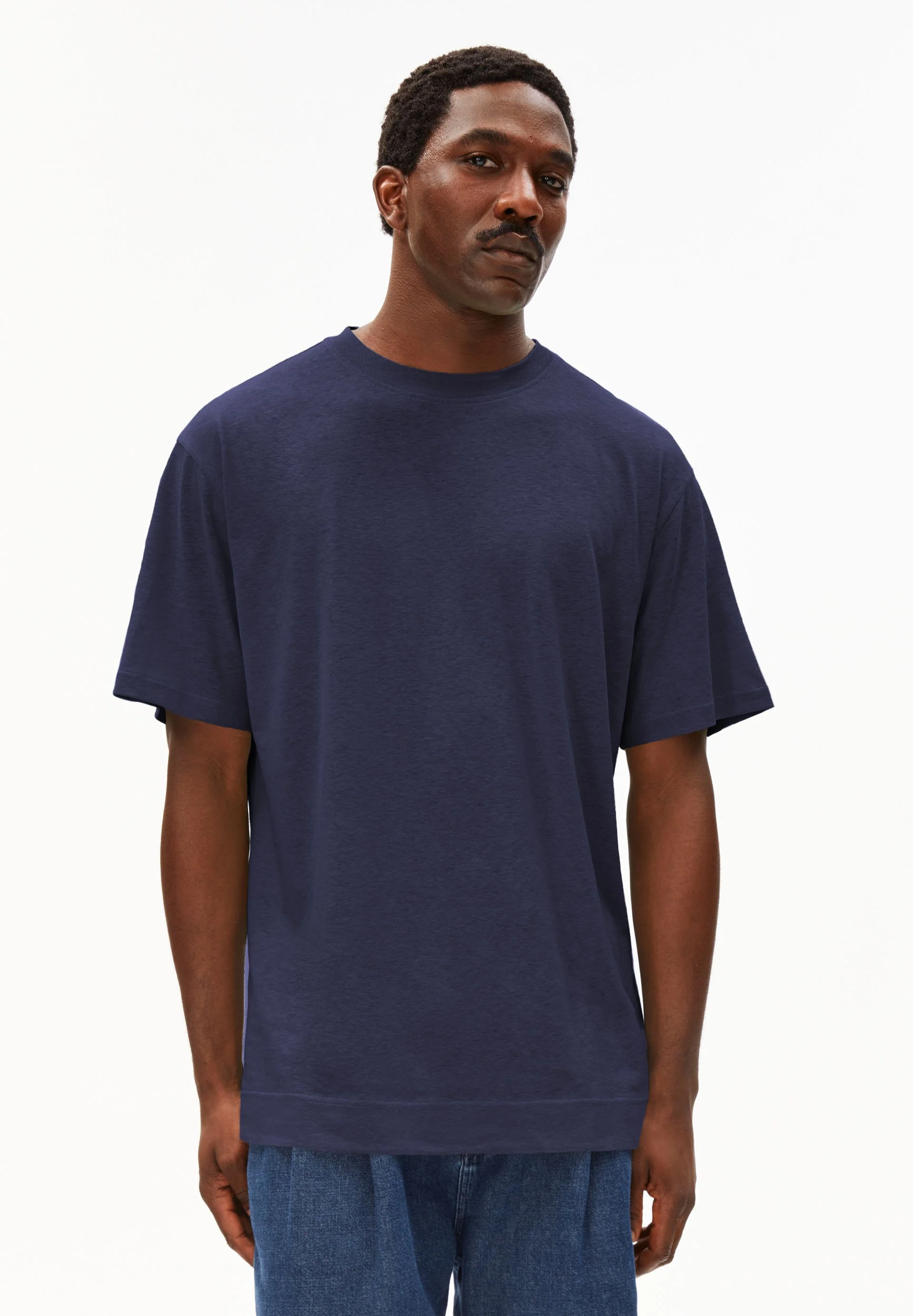 MAARKOS LINEN BLEND T-SHIRT - Image 2
