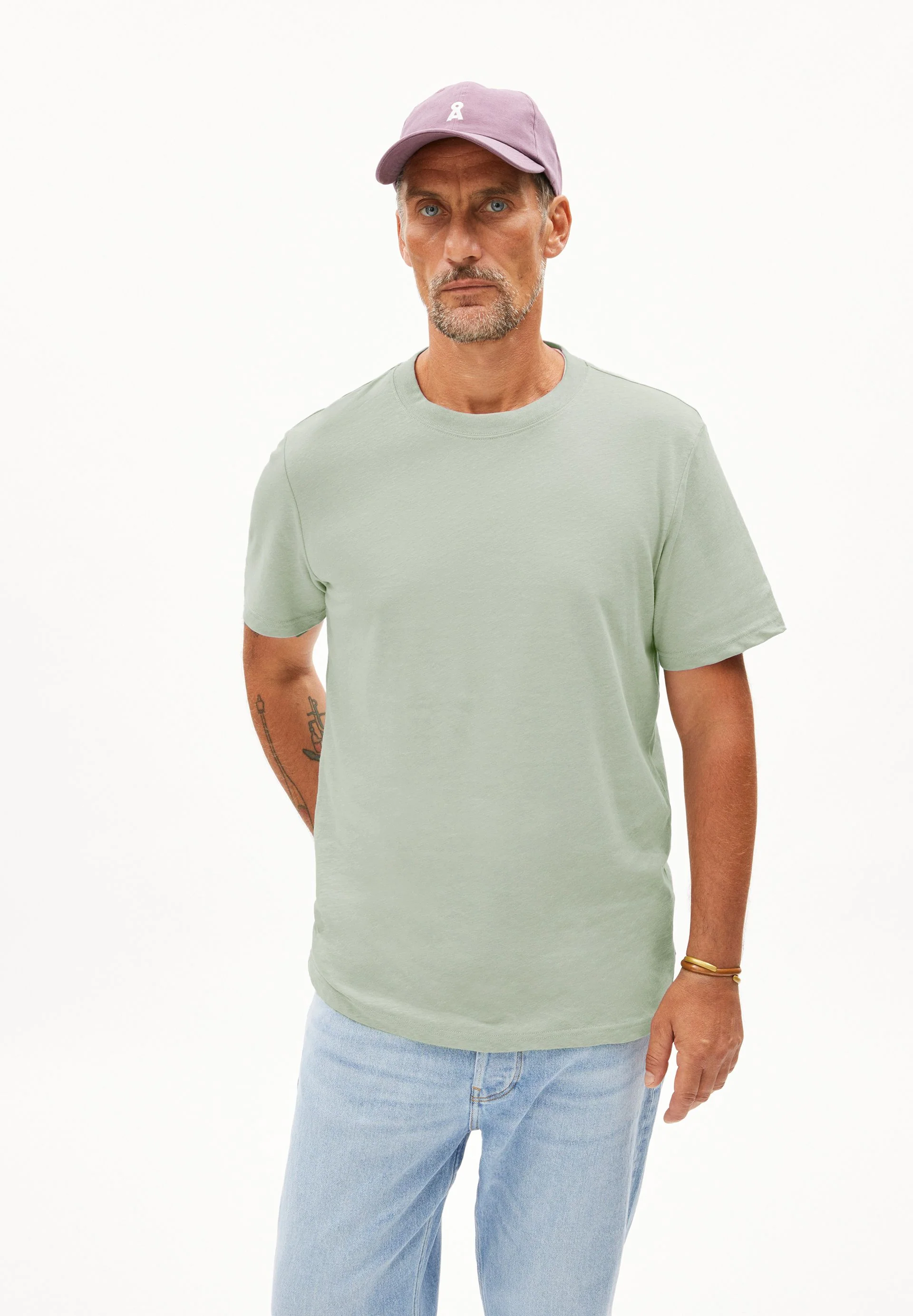 MAARKOS LINO | seagreen
