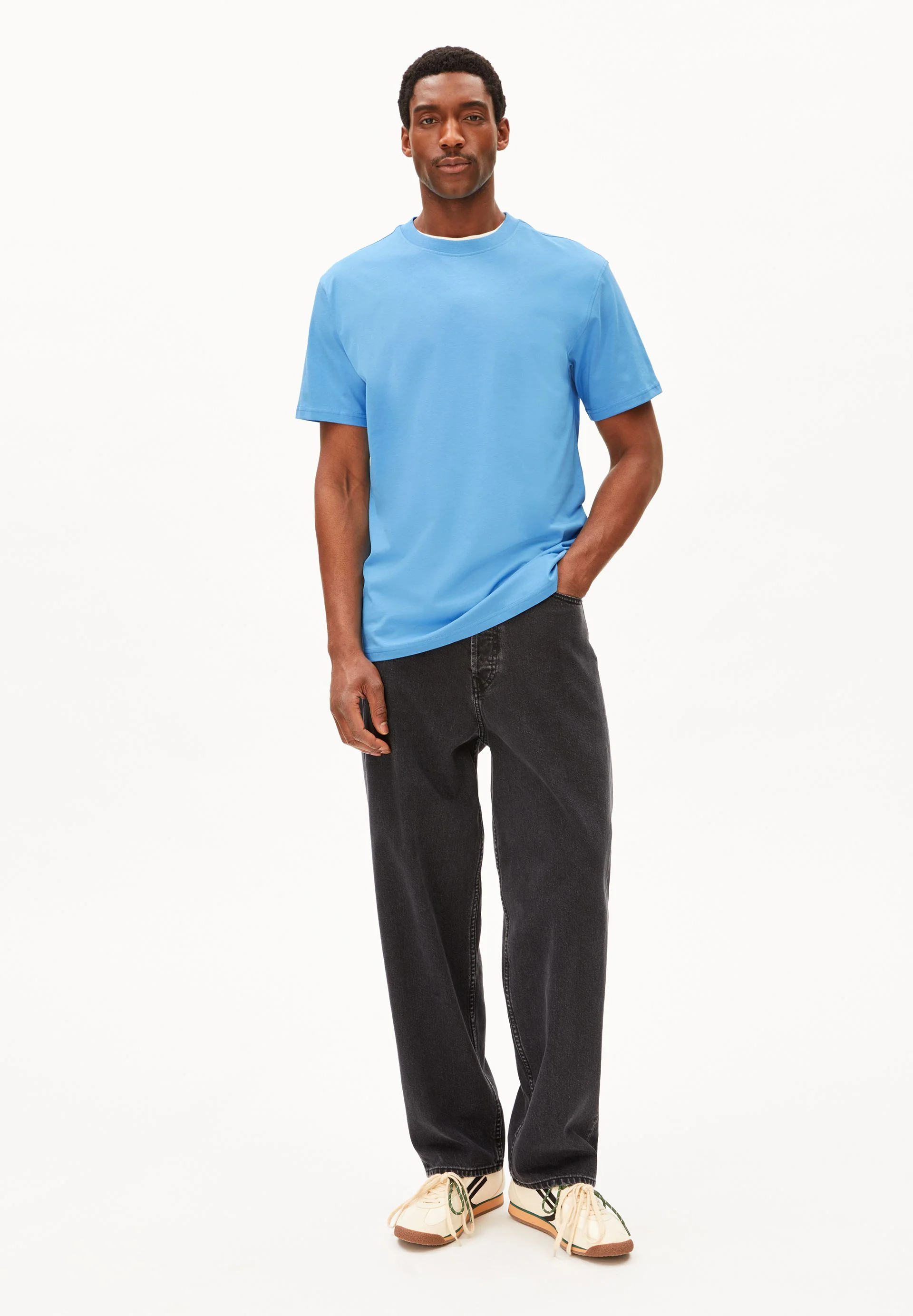 MAARKOS MID WEIGHT T-SHIRT | skylight - Image 5