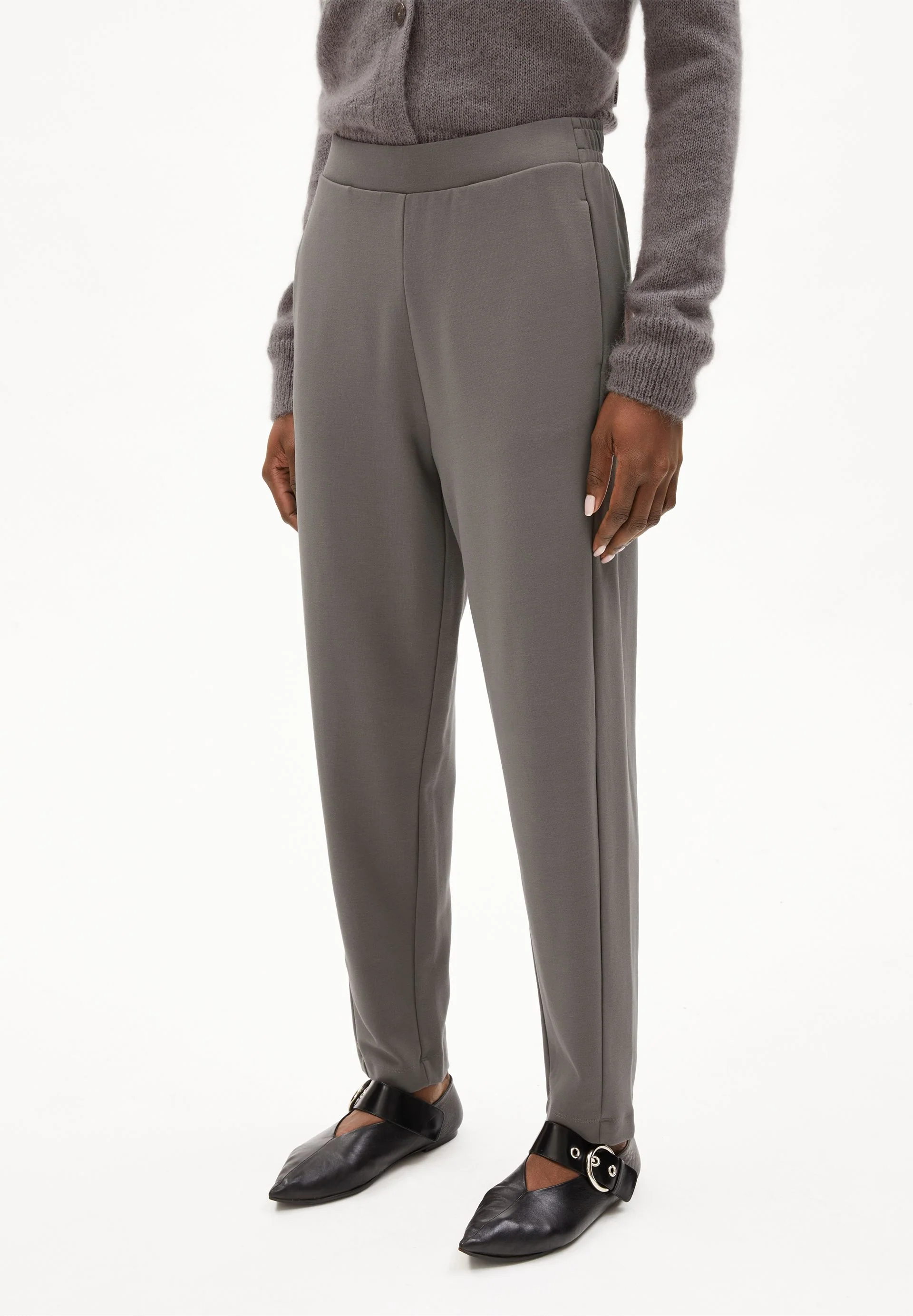 MAGDAALENA JERSEYHOSE | iron cast