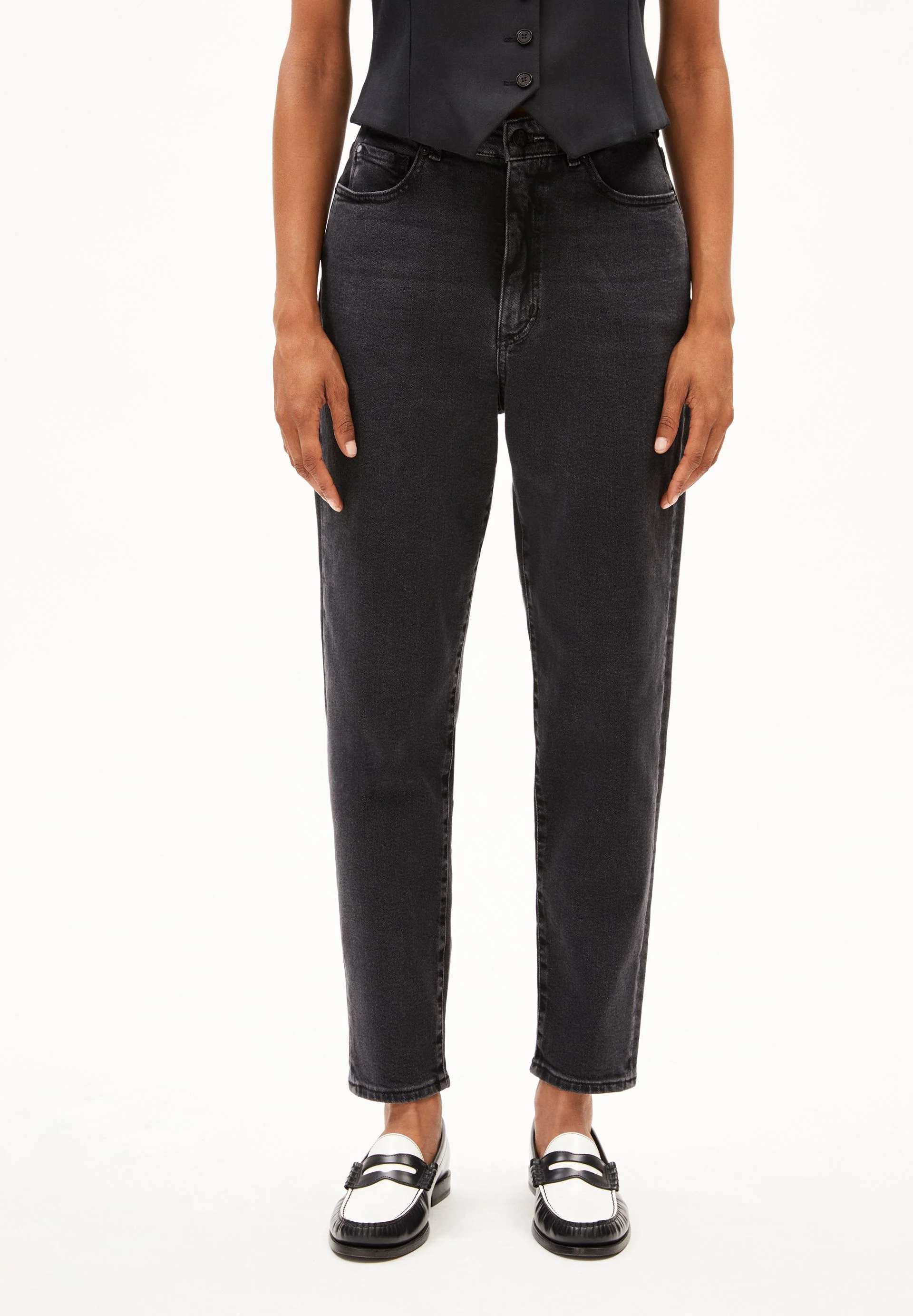 MAIRAA COMFORT | black washed authentic