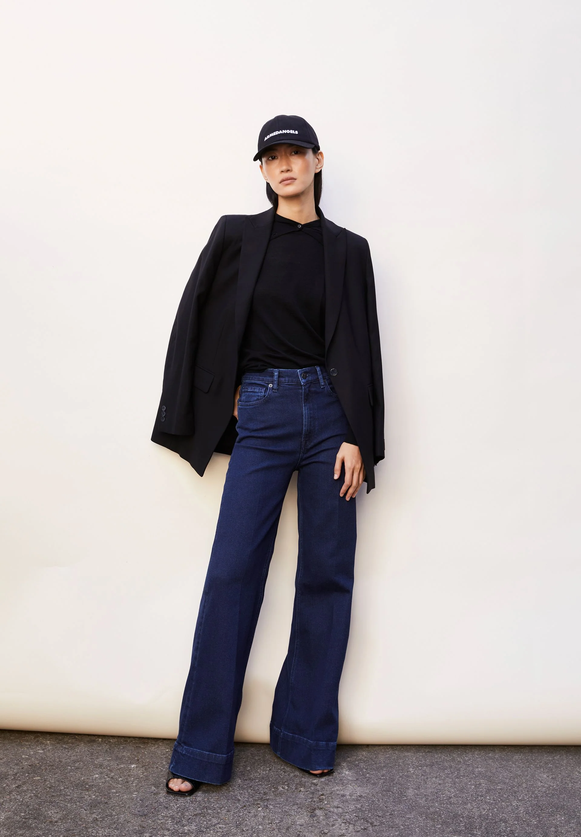 MURLIAA HIGH WAIST WIDE JEANS | polar - Image 4