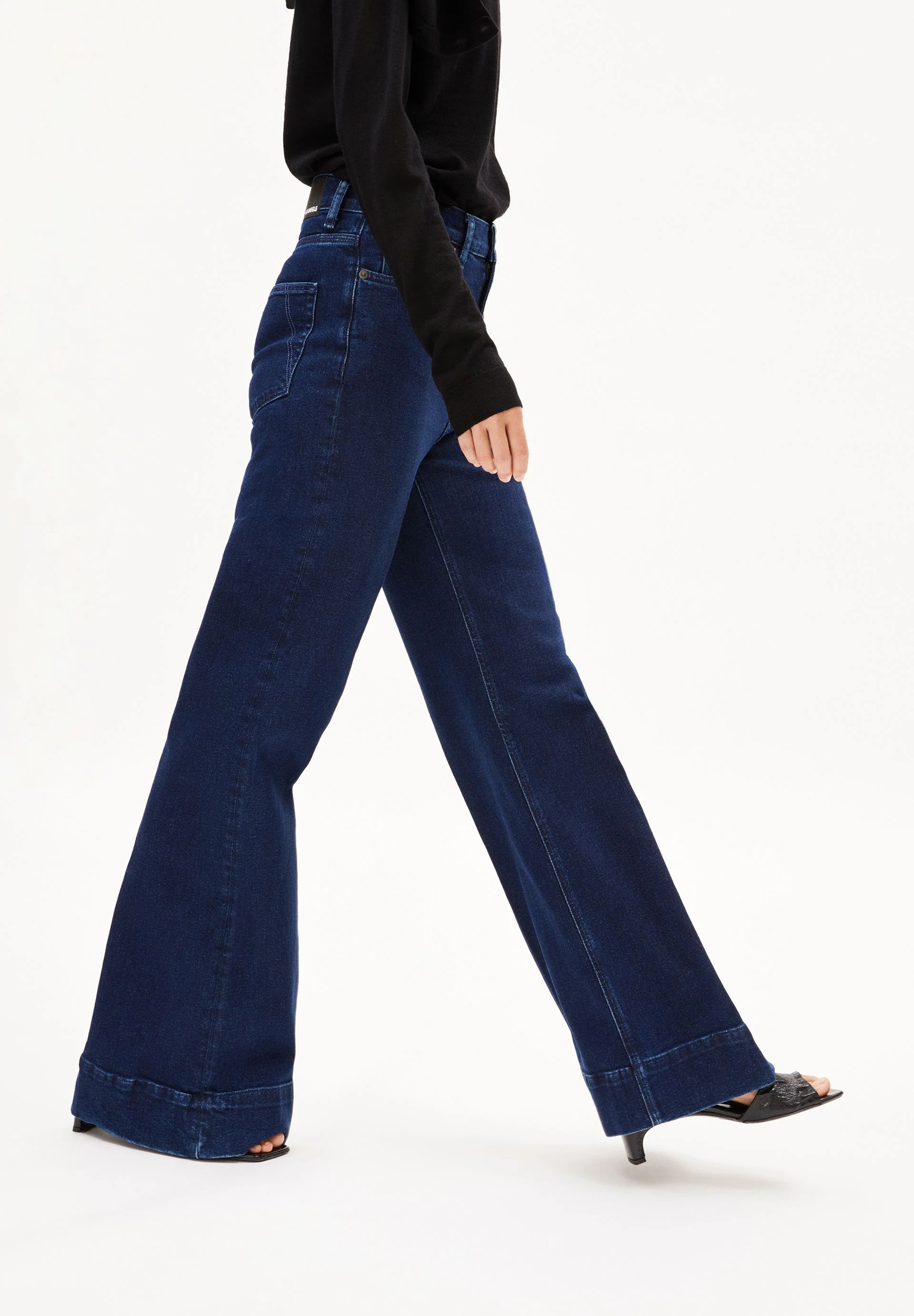 MURLIAA HIGH WAIST WIDE JEANS | polar - Image 6