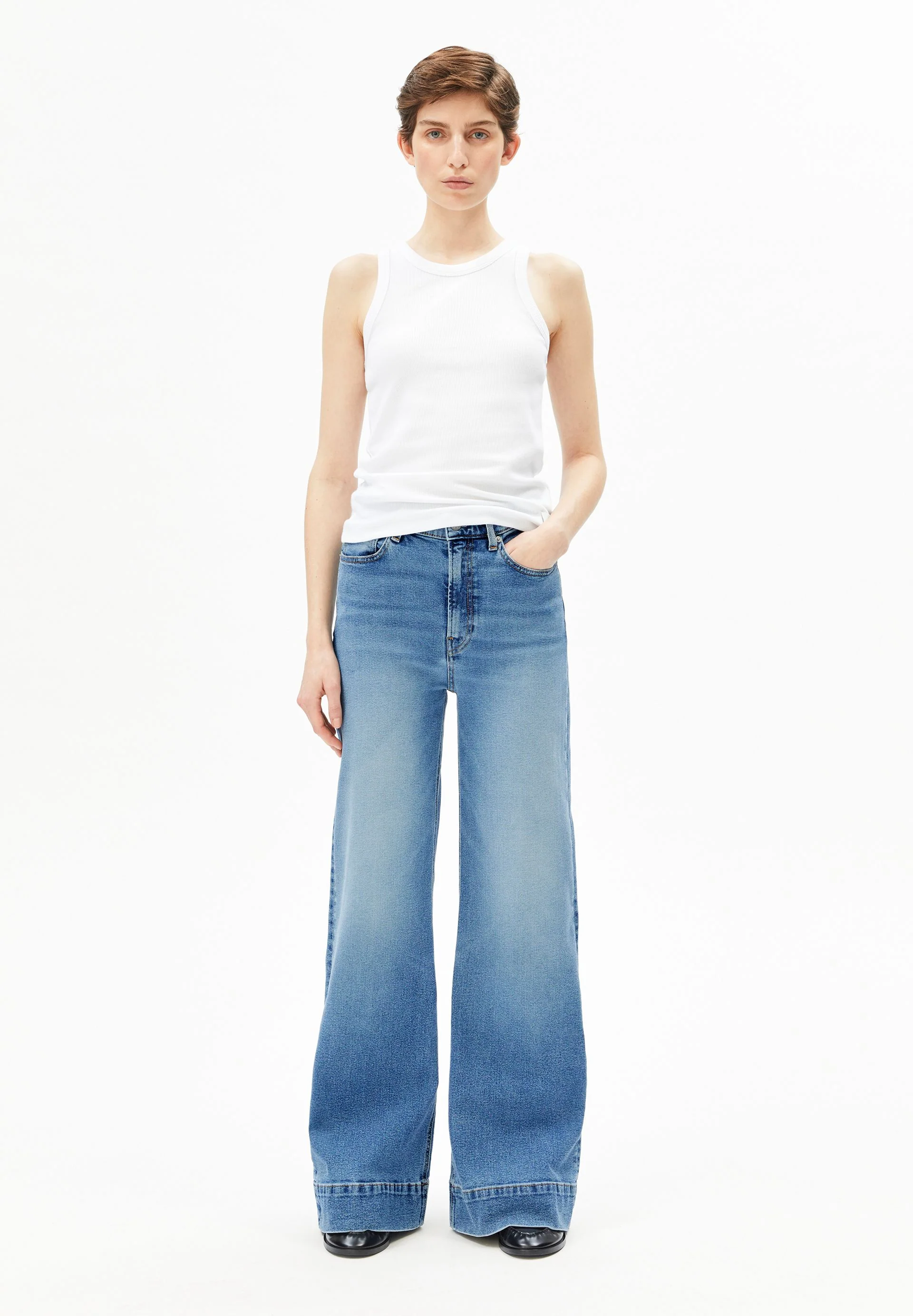 MURLIAA HIGH WAIST WIDE JEANS | lighten - Image 5