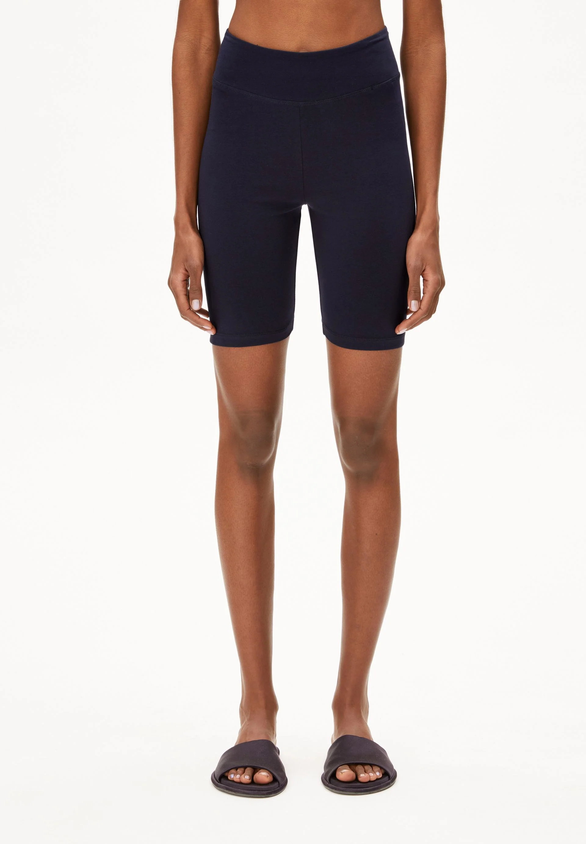 NEDAA LITAA SHORTS | night sky