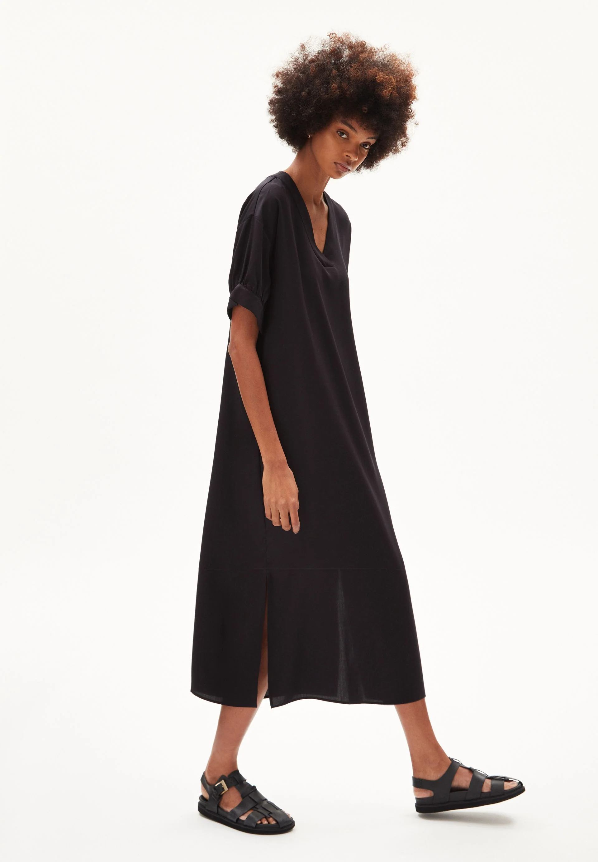 NERISAA | black