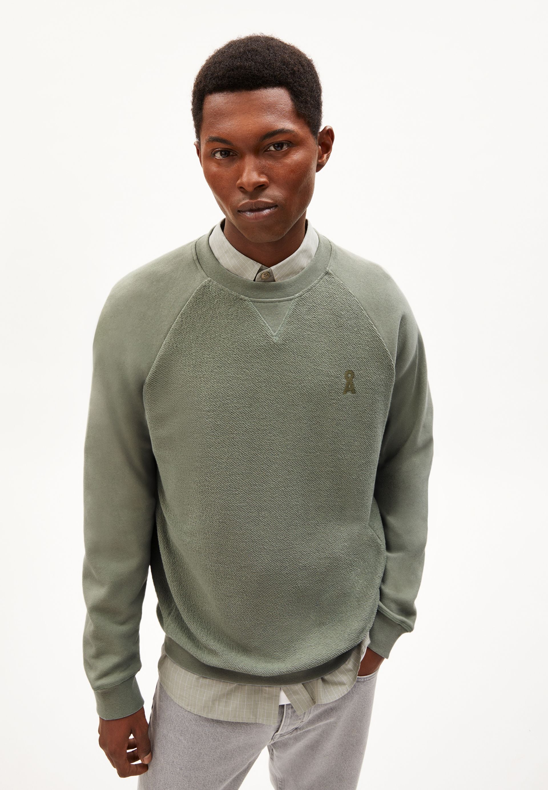 NIKOLAAR | grey green