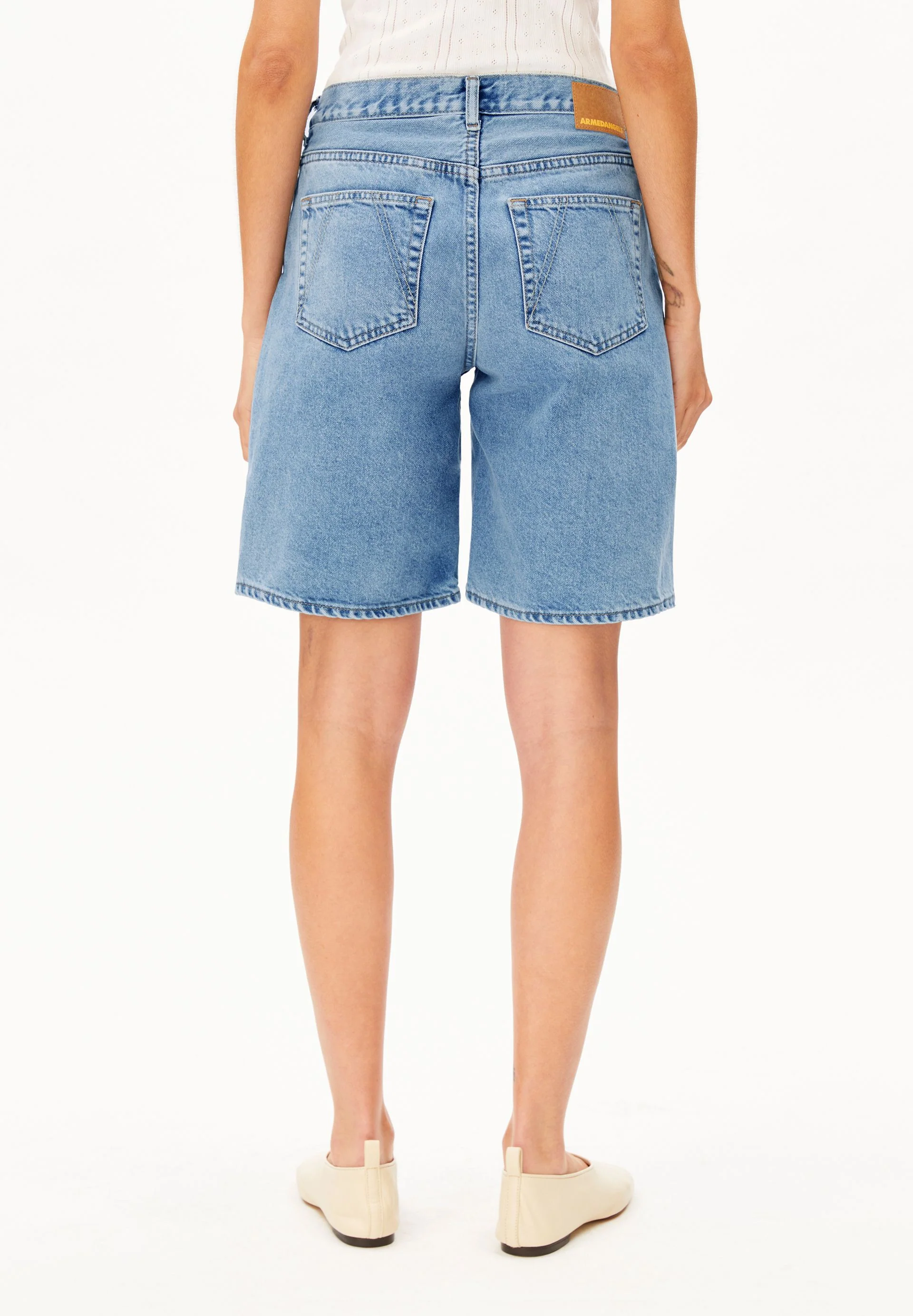 THALINAA MID WAIST JEANS-SHORTS | fresh blue - Image 2