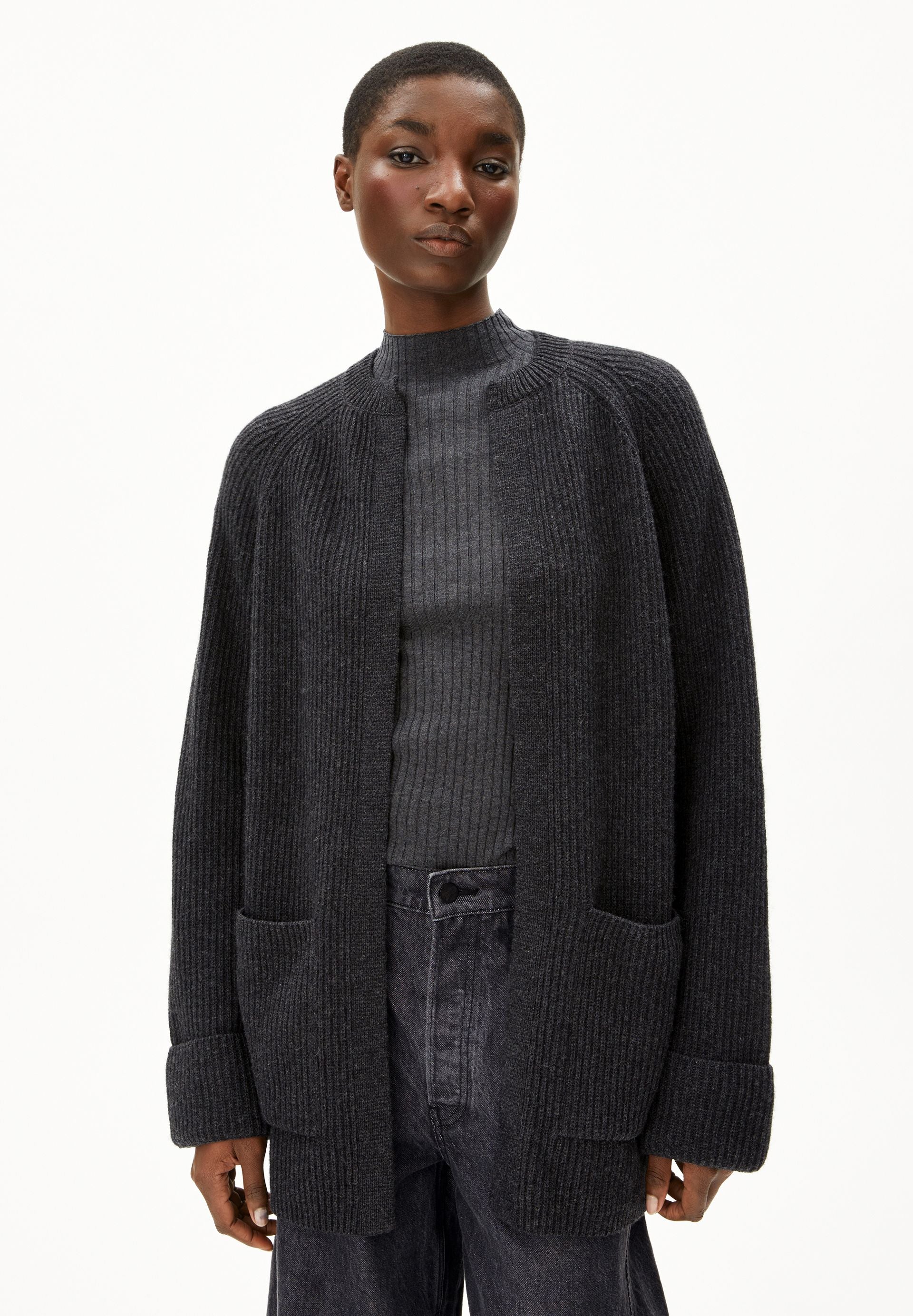 WARDAA STRICKJACKE | steel melange