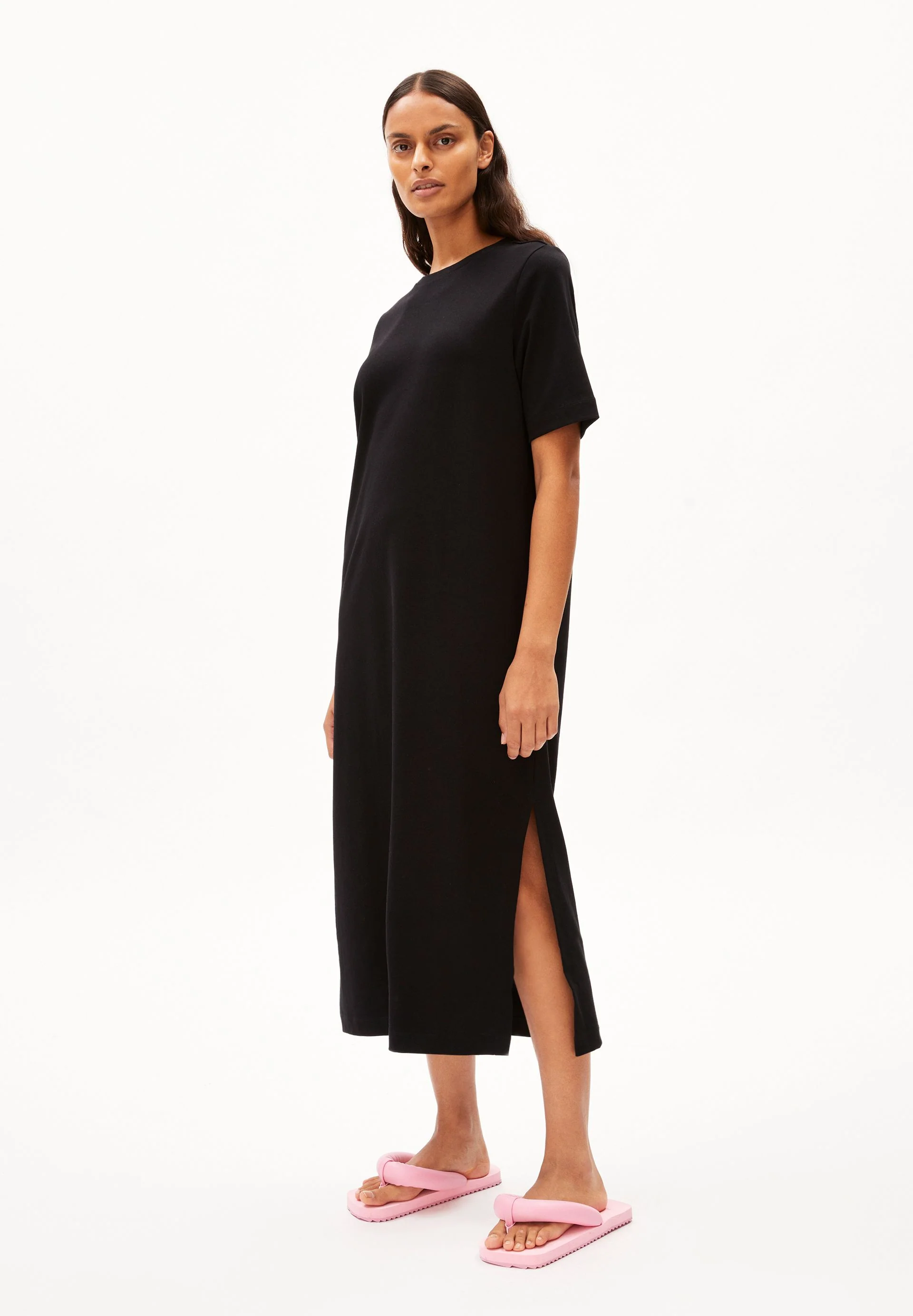 XELINAA JERSEY-MIDI-KLEID | black